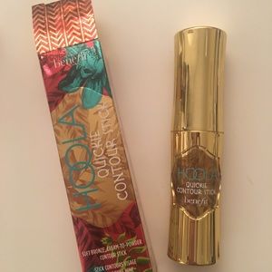 Benefit hoola contour stick
